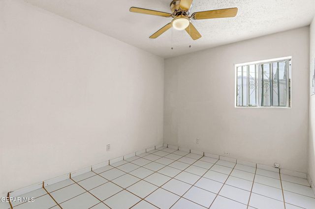 325 FIRST Street, Sunland Park, NM 88063