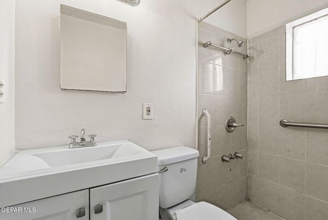 325 FIRST Street, Sunland Park, NM 88063