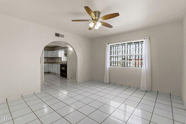 325 FIRST Street, Sunland Park, NM 88063