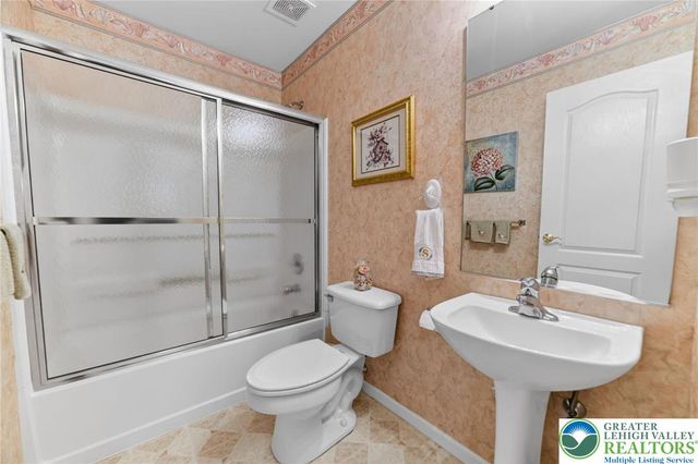 54 Coopers Way, Other Pa Counties, PA 17517