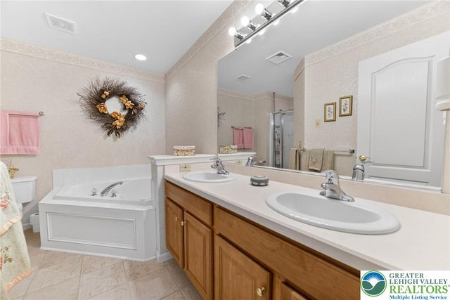 54 Coopers Way, Other Pa Counties, PA 17517