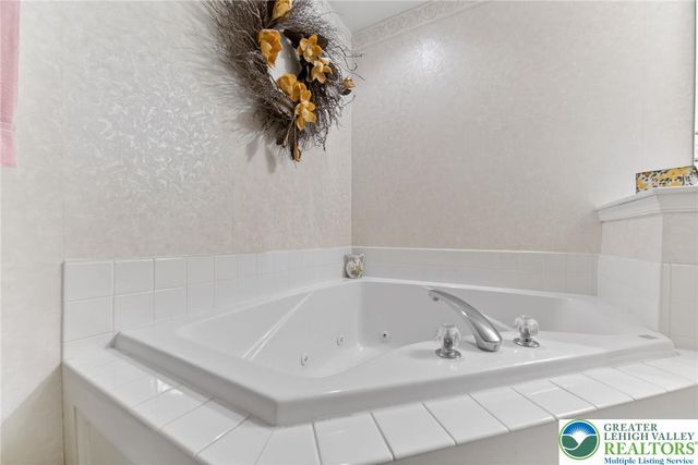 54 Coopers Way, Other Pa Counties, PA 17517