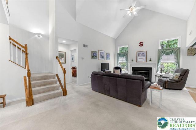 54 Coopers Way, Other Pa Counties, PA 17517