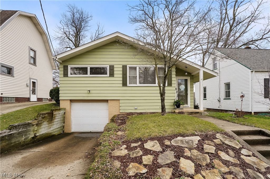 1524 24th Street NW, Canton, OH 44709