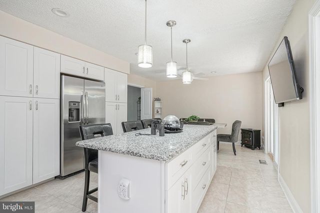 26 WASHBURNE AVE, Berlin, NJ 08009