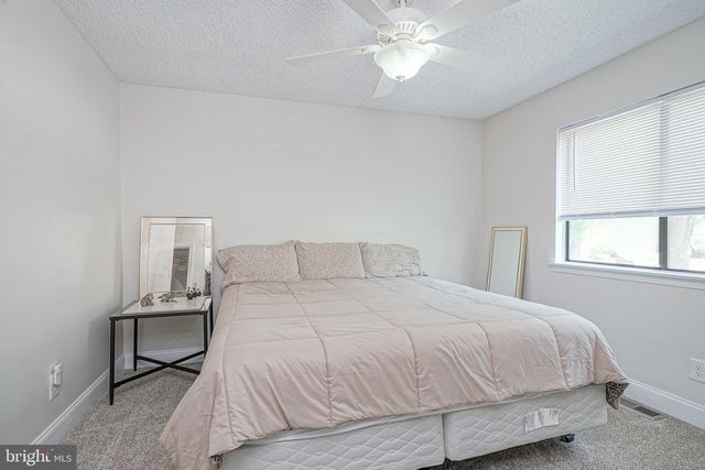 26 WASHBURNE AVE, Berlin, NJ 08009