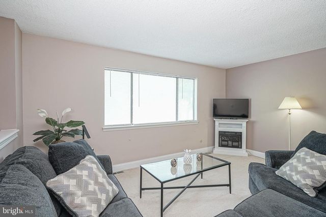 26 WASHBURNE AVE, Berlin, NJ 08009