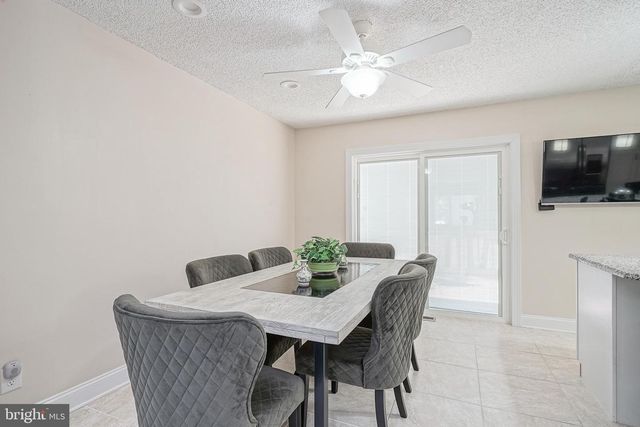 26 WASHBURNE AVE, Berlin, NJ 08009