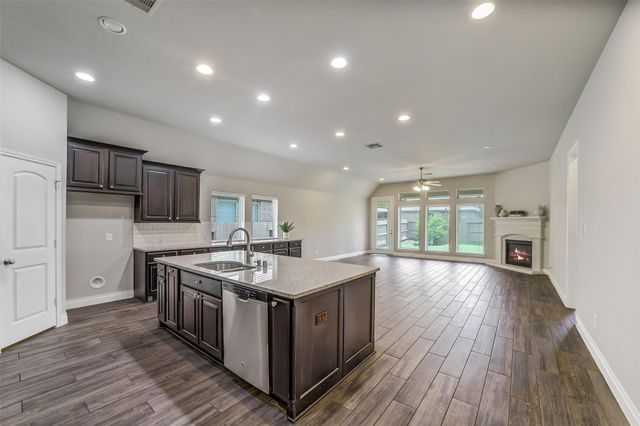 16818 Headwaters Forest Drive, Humble, TX 77346