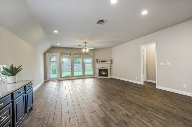 16818 Headwaters Forest Drive, Humble, TX 77346