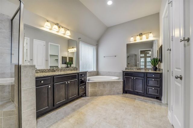 16818 Headwaters Forest Drive, Humble, TX 77346