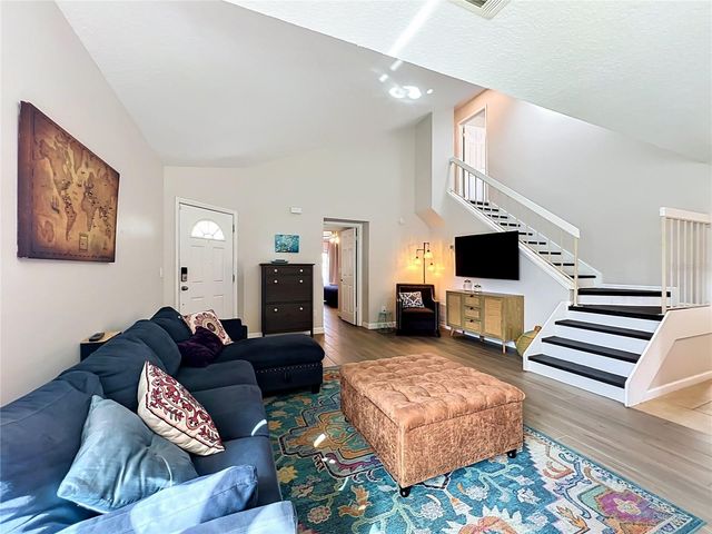 9945 TRIPLE CROWN CIRCLE, Orlando, FL 32825
