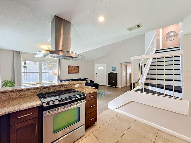 9945 TRIPLE CROWN CIRCLE, Orlando, FL 32825