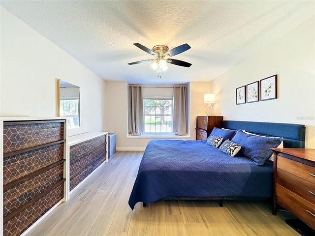 9945 TRIPLE CROWN CIRCLE, Orlando, FL 32825