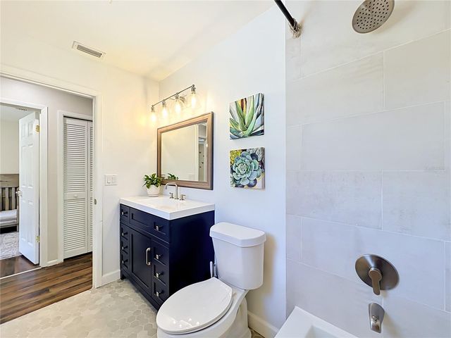 9945 TRIPLE CROWN CIRCLE, Orlando, FL 32825