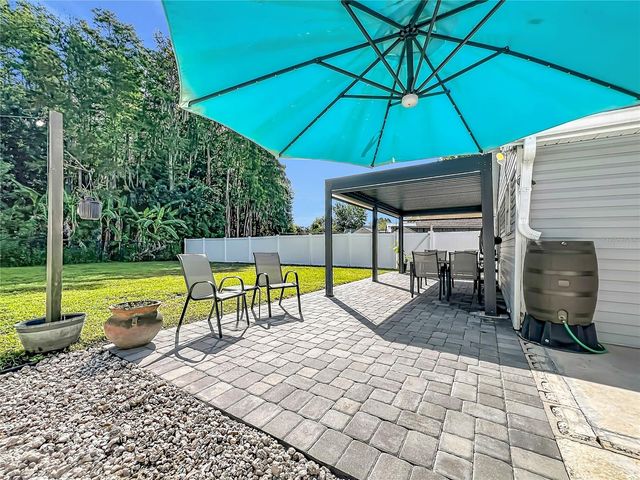 9945 TRIPLE CROWN CIRCLE, Orlando, FL 32825