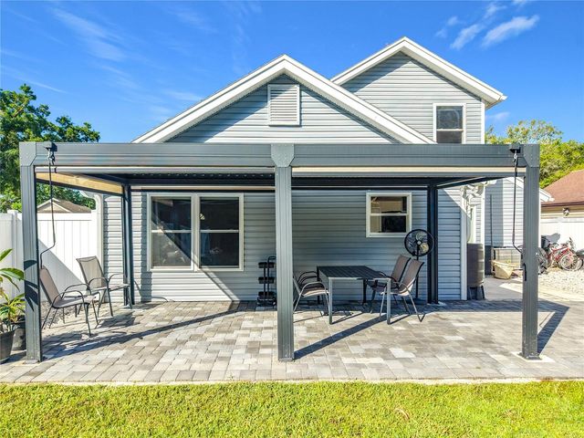 9945 TRIPLE CROWN CIRCLE, Orlando, FL 32825