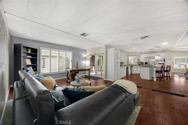 581 Forest Lake 098, Brea, CA 92821