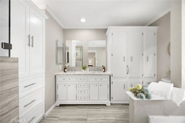 581 Forest Lake 098, Brea, CA 92821