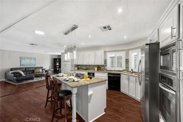 581 Forest Lake 098, Brea, CA 92821