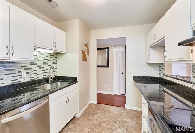 1410 Thrush Place, Brentwood, MO 63144