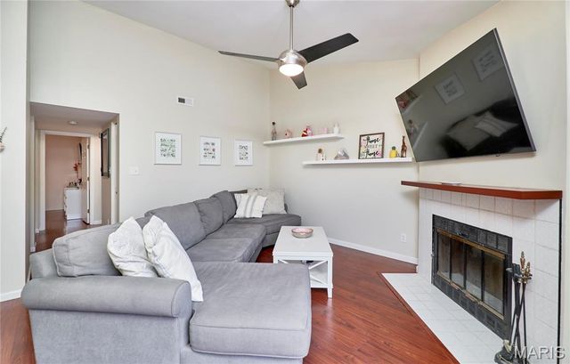 1410 Thrush Place, Brentwood, MO 63144