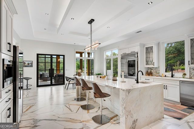 645 River Knoll Drive SE, Marietta, GA 30067