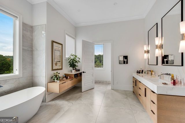 645 River Knoll Drive SE, Marietta, GA 30067