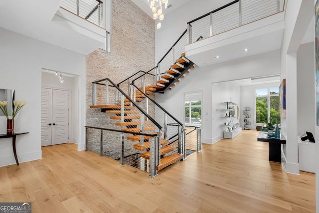 645 River Knoll Drive SE, Marietta, GA 30067