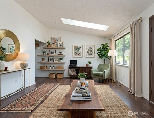 201 E 36th Street, Tacoma, WA 98404