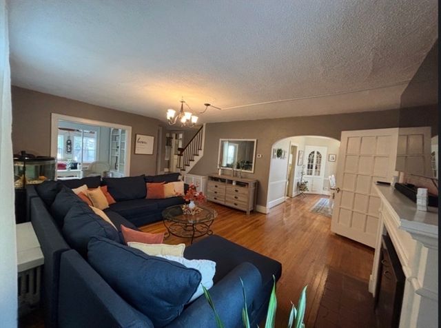 127 Melha Ave, Springfield, MA 01104