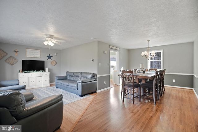 39441 OAK CT, Mechanicsville, MD 20659