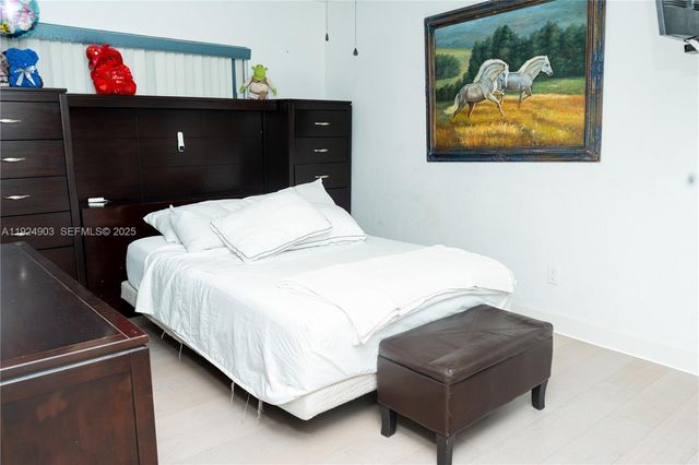 2380 SW 2nd St, Miami, FL 33135