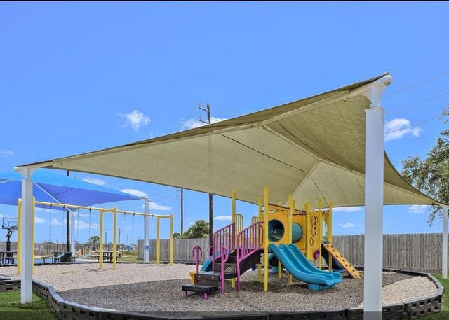 23606 Zinfandel Drive, Alvin, TX 77511