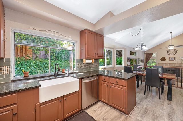 5653 Adobe Rd, Rocklin, CA 95765