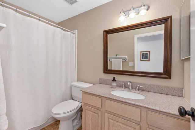 5653 Adobe Rd, Rocklin, CA 95765