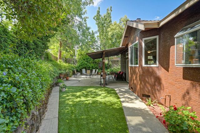 5653 Adobe Rd, Rocklin, CA 95765