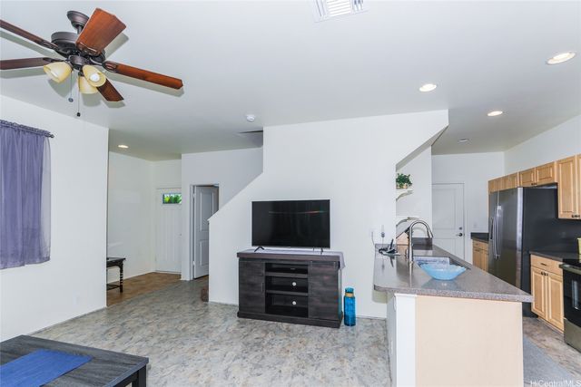 91-1001 Keaunui Drive 453, Ewa Beach, HI 96706