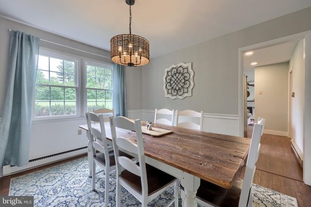 1019 DEVONSHIRE RD, Lancaster, PA 17601