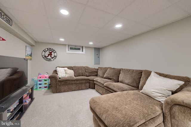 1019 DEVONSHIRE RD, Lancaster, PA 17601