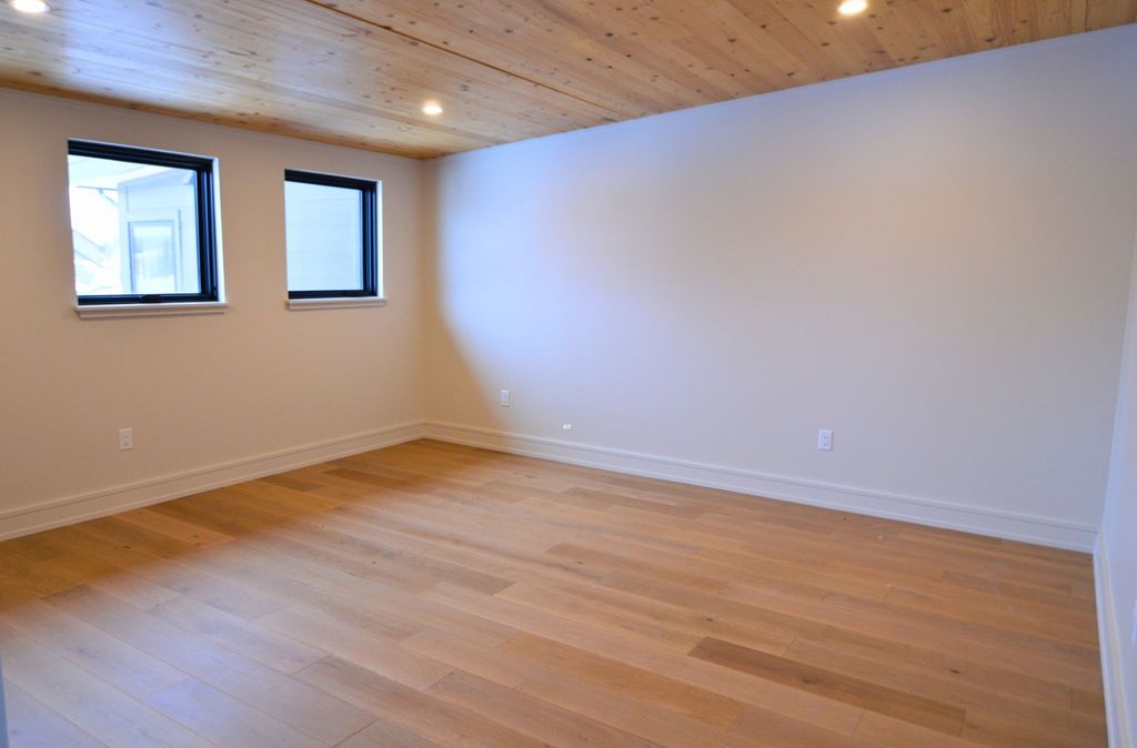 28 Miles Avenue 202, Whitefish, MT 59937 photo 14