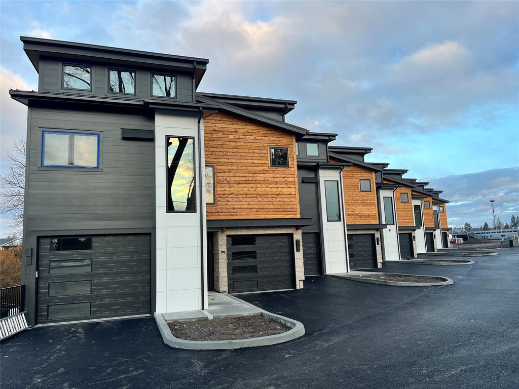 28 Miles Avenue 202, Whitefish, MT 59937 photo 3