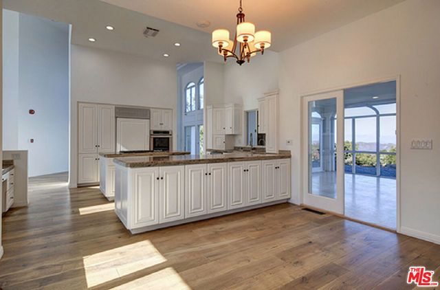 21965 Saddle Peak Road, Topanga (los Angeles), CA 90290