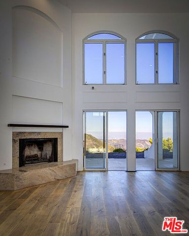 21965 Saddle Peak Road, Topanga (los Angeles), CA 90290
