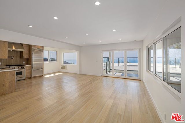2442 S Coast Highway 8, Laguna Beach, CA 92651