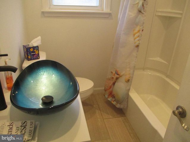 119 MOONLITE TER, Voorhees, NJ 08043