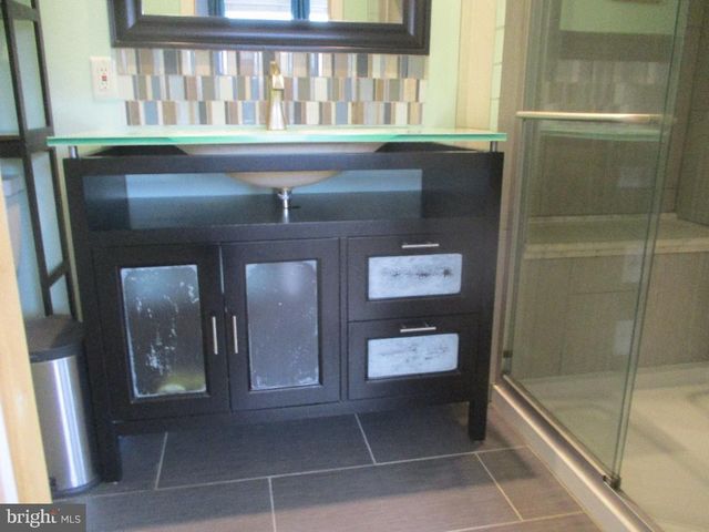 119 MOONLITE TER, Voorhees, NJ 08043