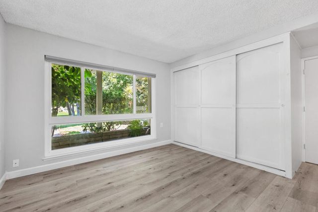 2057 Via Mariposa E B, Laguna Woods, CA 92637