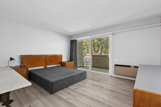 2057 Via Mariposa E B, Laguna Woods, CA 92637