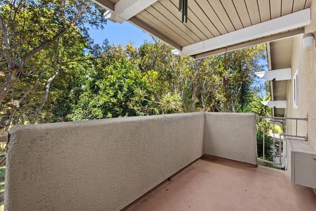 2057 Via Mariposa E B, Laguna Woods, CA 92637